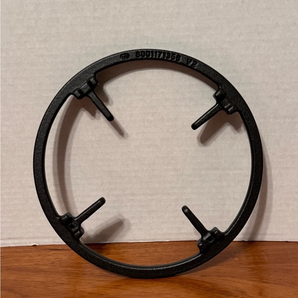 Bosch Cast Iron Wok Ring Round Base Pan Support 500, 800 and Benchmark Gas Stove - Picture 2 of 3